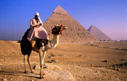 Египет. Великие пирамиды Гизы.